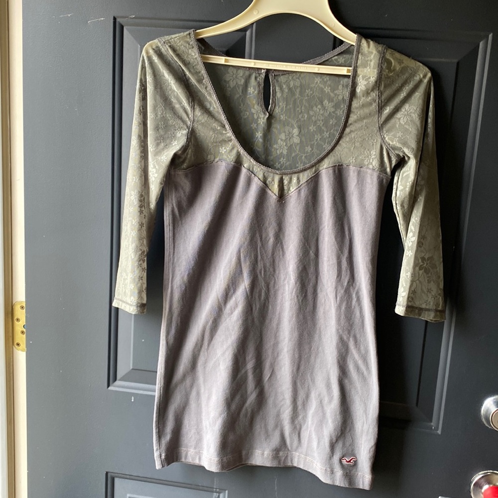 Brand new women/girl Hollister long lace tops size medium.